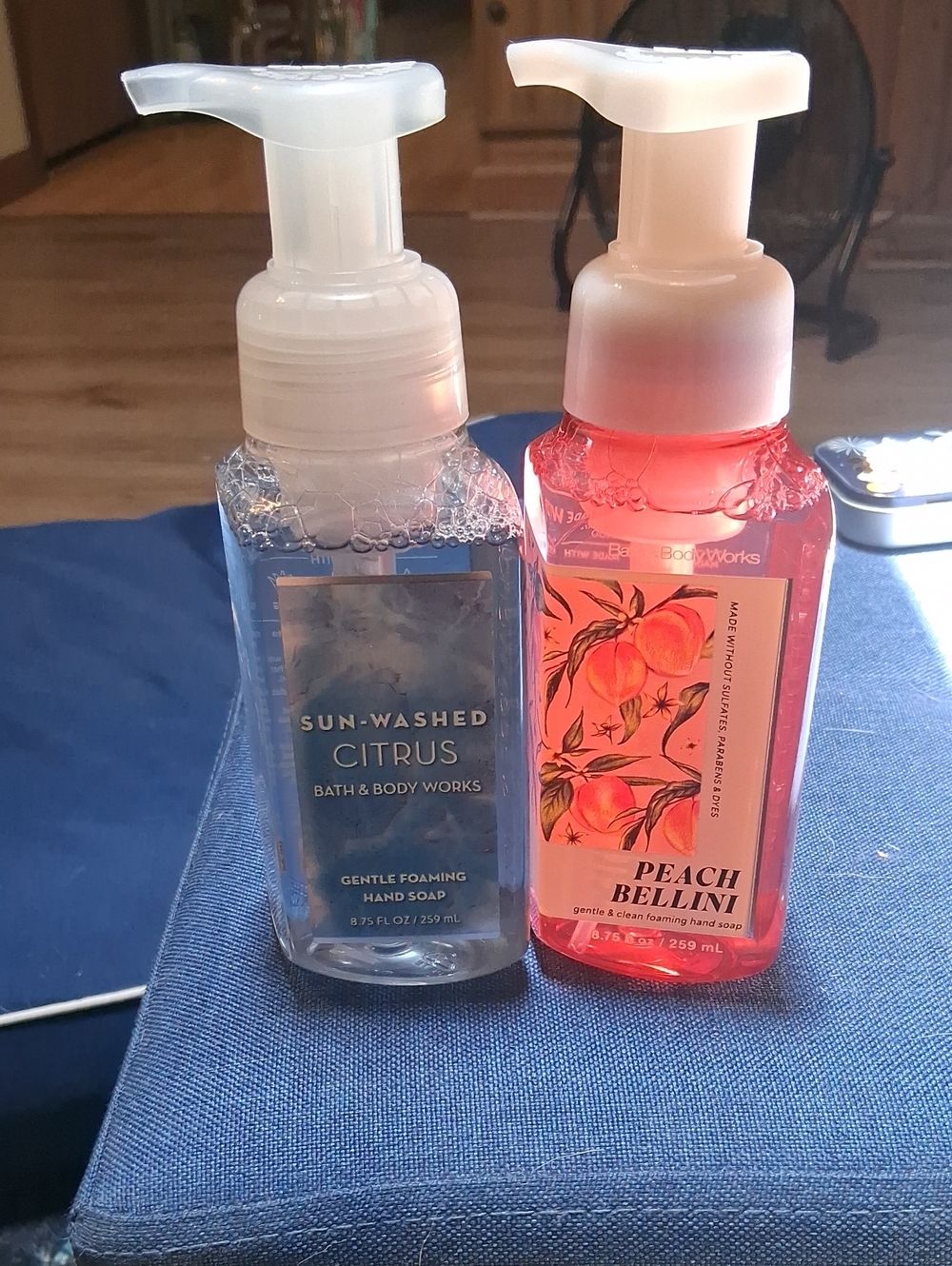 Bath & Body Works Sun-Washed Citrus + Peach Bellini Foaming Soaps